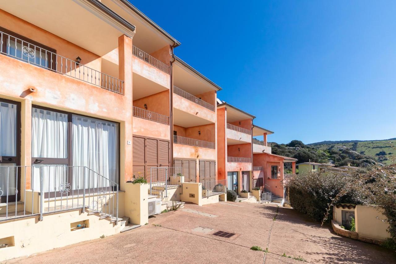 Residence Pala Stiddata With Panoramic Swimming Pool Trinita d'Agultu e Vignola Bagian luar foto