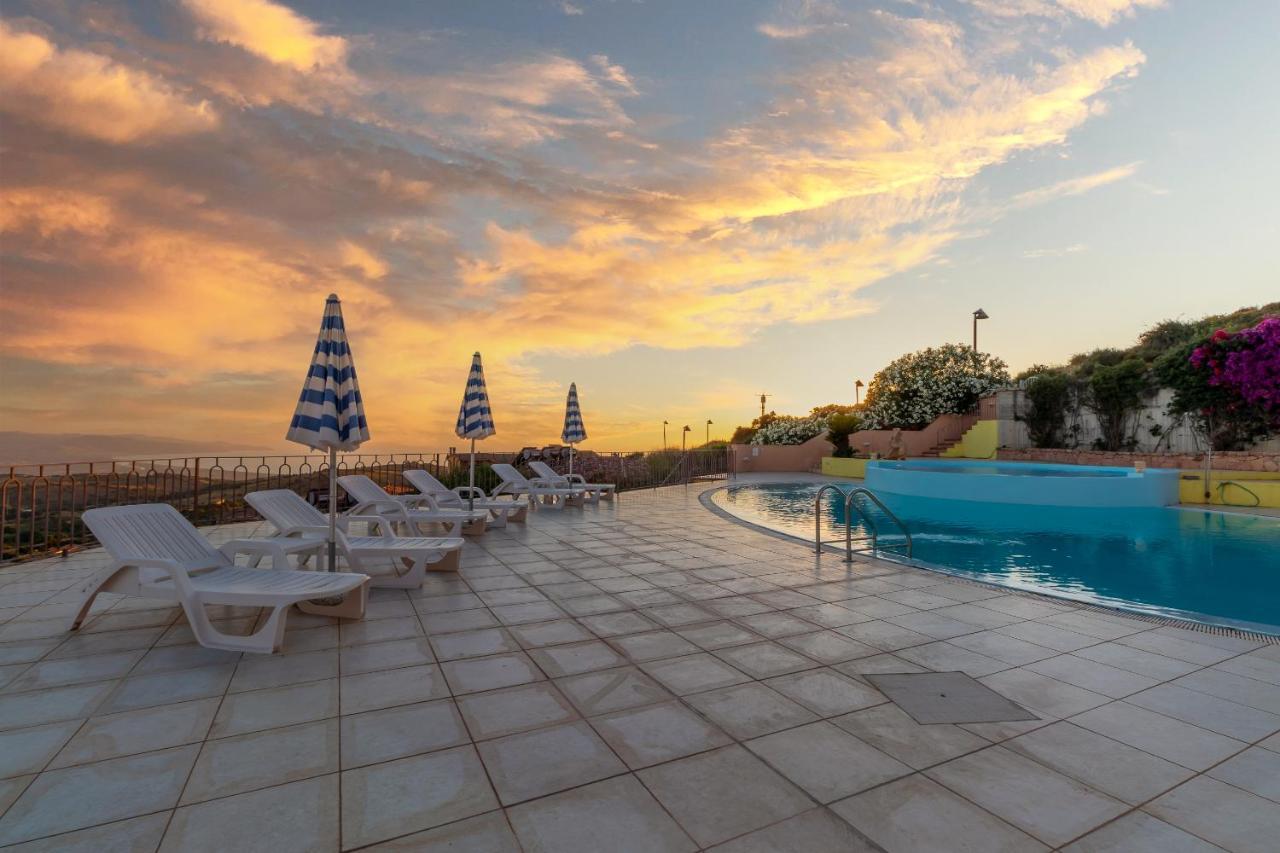Residence Pala Stiddata With Panoramic Swimming Pool Trinita d'Agultu e Vignola Bagian luar foto