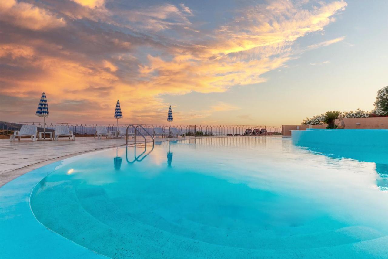 Residence Pala Stiddata With Panoramic Swimming Pool Trinita d'Agultu e Vignola Bagian luar foto