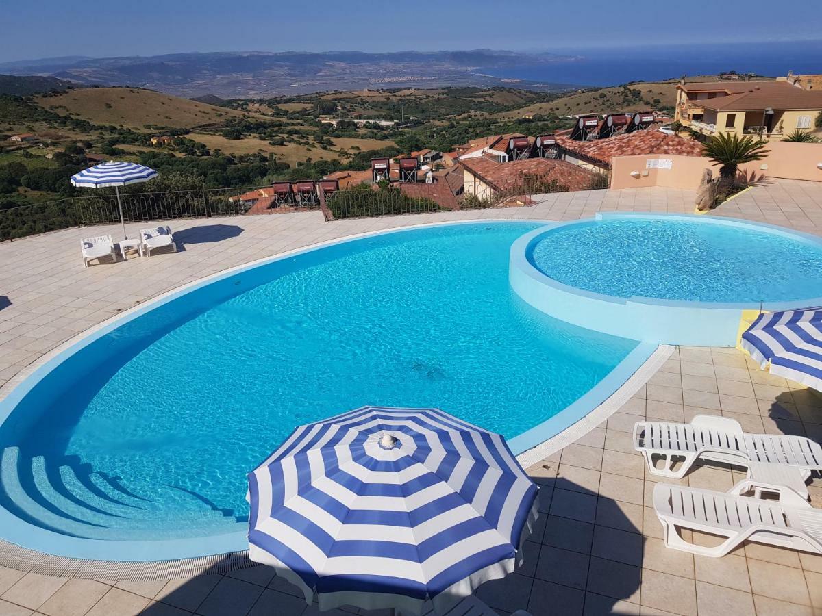 Residence Pala Stiddata With Panoramic Swimming Pool Trinita d'Agultu e Vignola Bagian luar foto