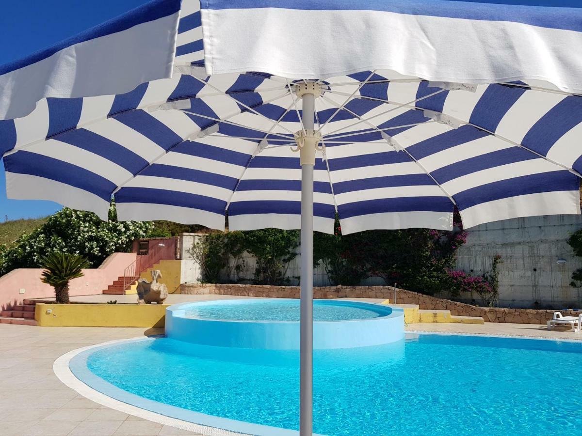 Residence Pala Stiddata With Panoramic Swimming Pool Trinita d'Agultu e Vignola Bagian luar foto