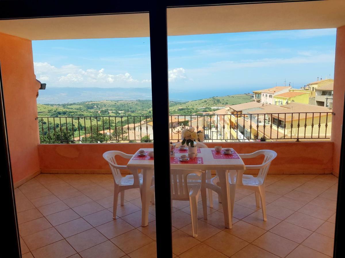 Residence Pala Stiddata With Panoramic Swimming Pool Trinita d'Agultu e Vignola Bagian luar foto